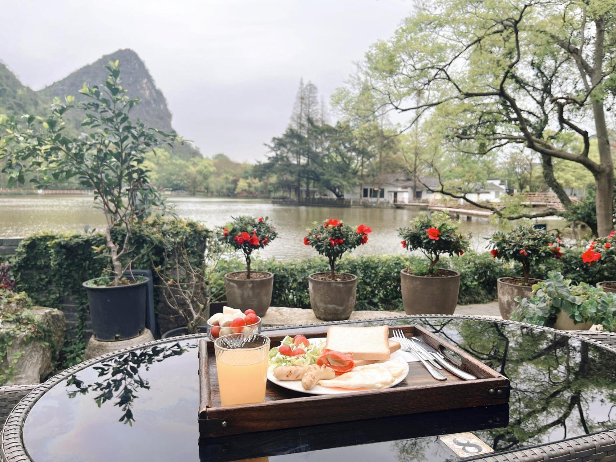 Guilin Heshe Lakeside Resort-Free Pick Up Service Stay Two Nights Exterior foto